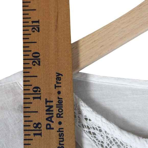 American Eagle Outfitters L Boho Lace Flutter Sleeve Top - Picture 8 of 9